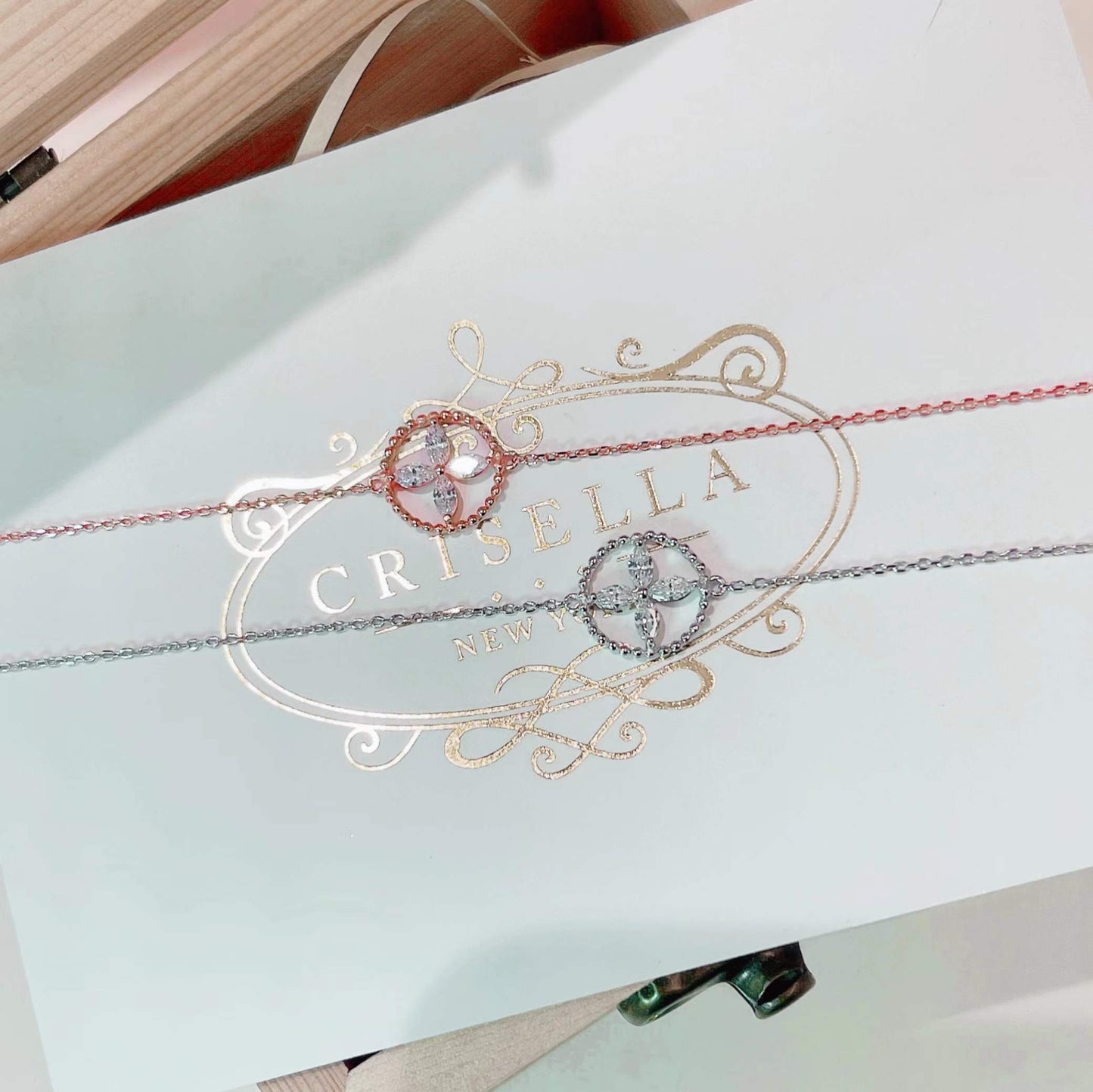 四瓣花純銀鑲鋯石手鍊