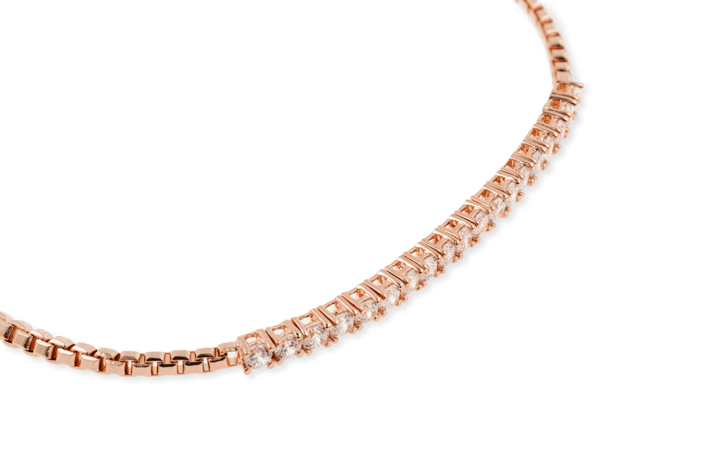 經典風格爪鑲滑扣手鍊