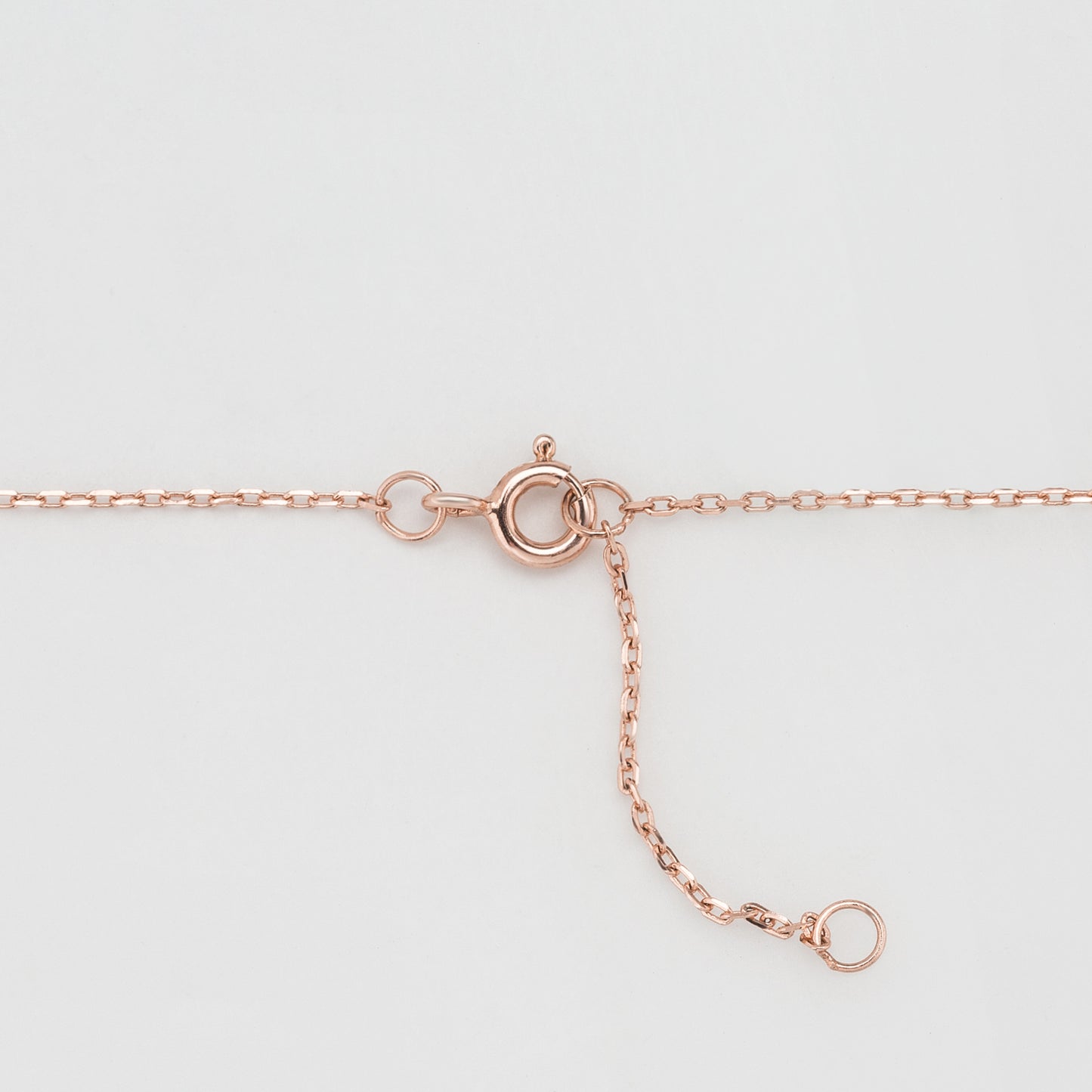 <transcy>Peace Necklace</transcy>