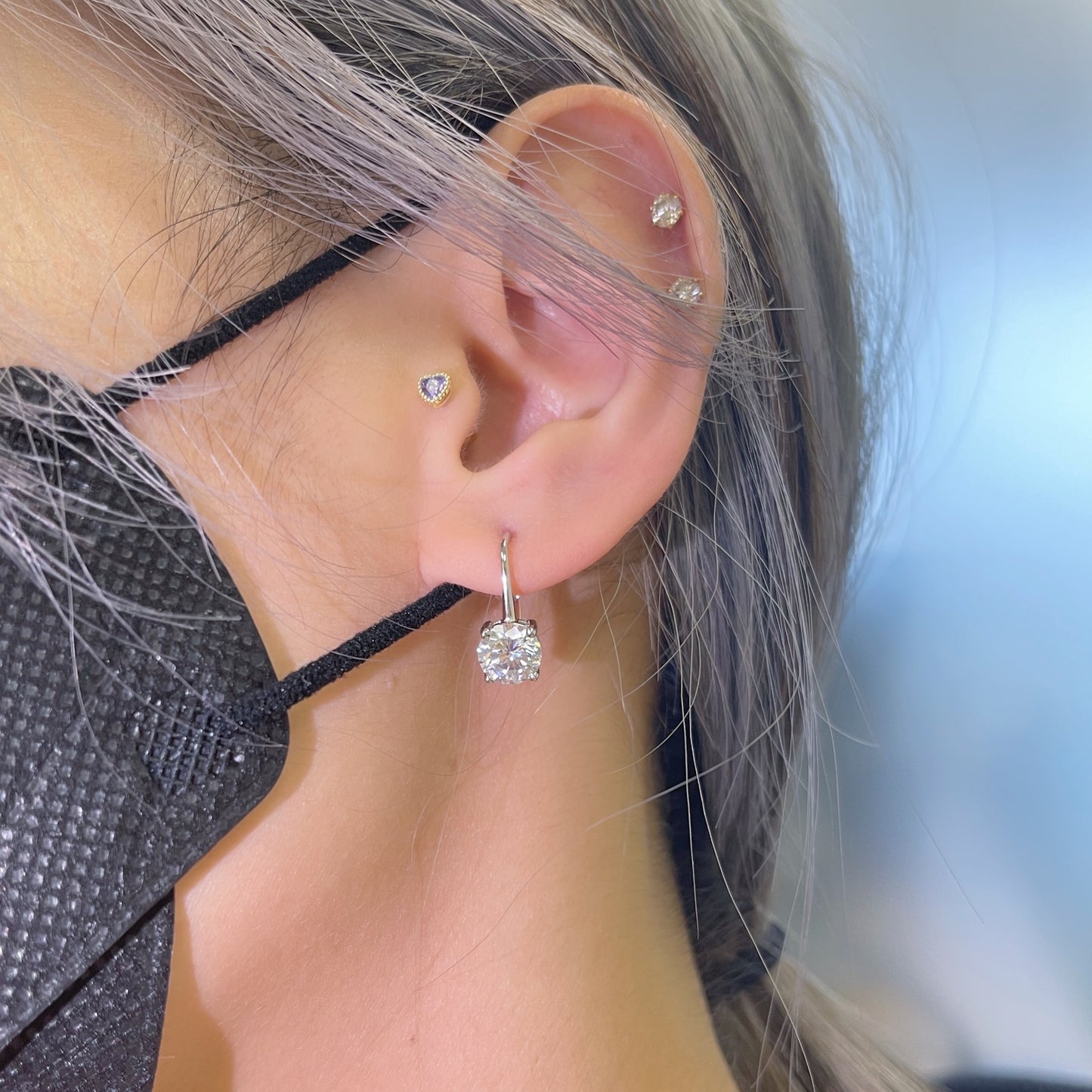 <transcy>Hearts & Arrows Crystal U Hoop Earring</transcy>