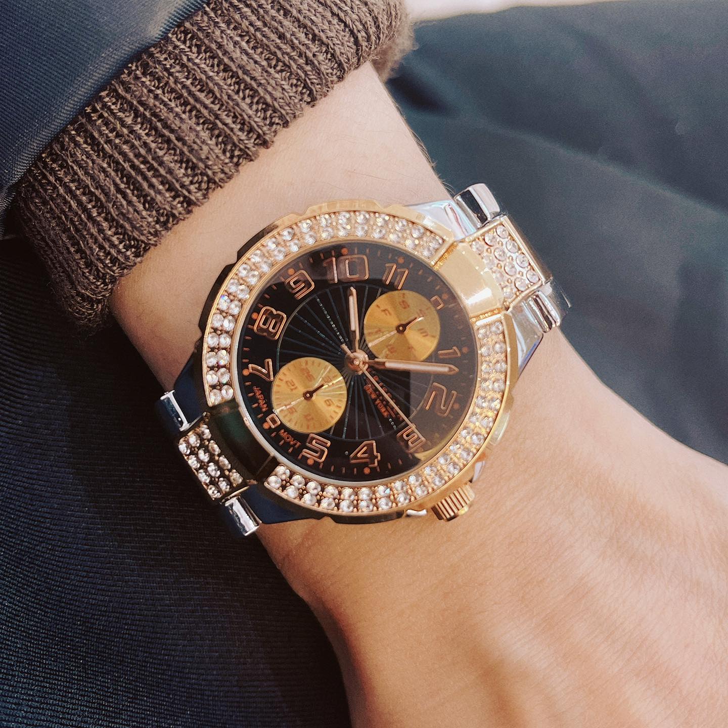 鑲水晶金屬錶帶指針石英女士腕錶