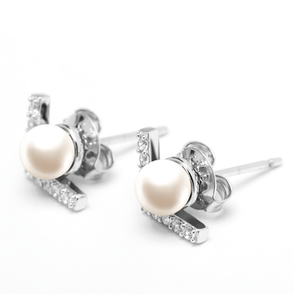 V型純銀鑲鋯石珍珠耳環