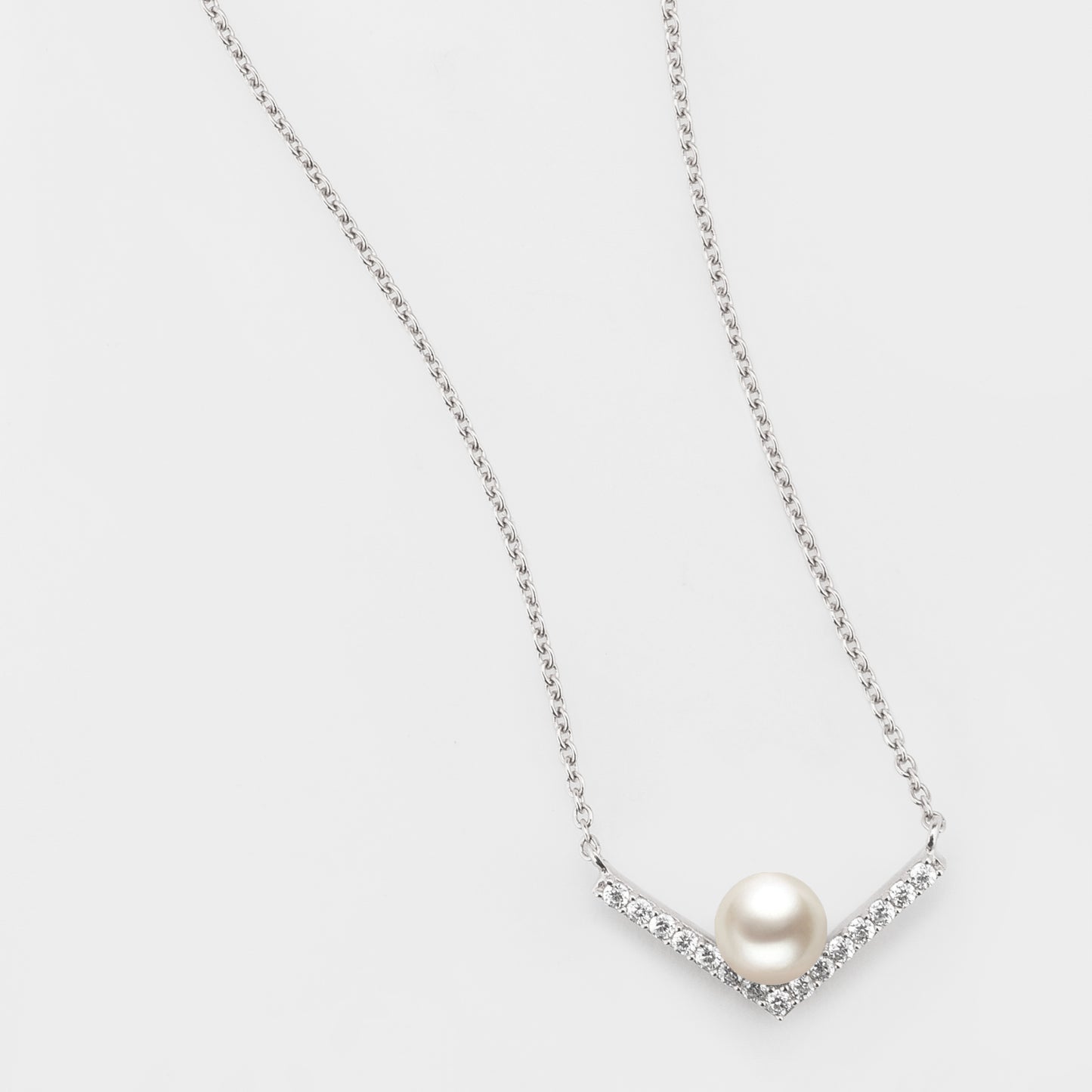 V型鑲鋯石純銀珍珠項鏈