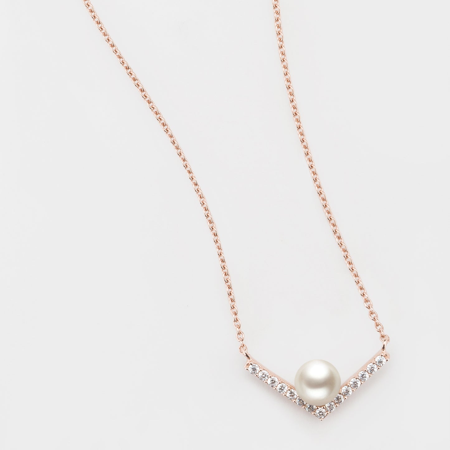 V型鑲鋯石純銀珍珠項鏈